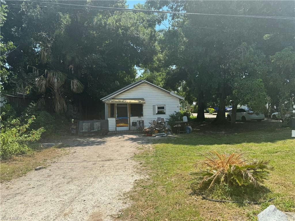 1186 RIVER RD, NORTH FORT MYERS, FL 33903, photo 1 of 5
